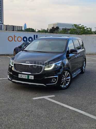 Kia Carnival-2