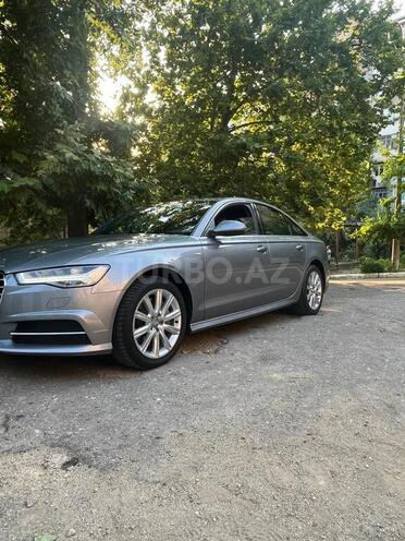 Audi A6-4