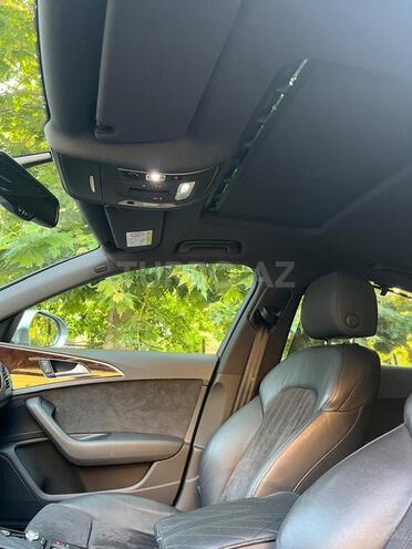 Audi A6-11