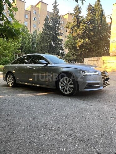 Audi A6-3