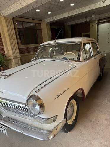 GAZ 21 "Volga"-10