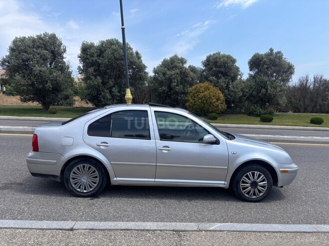 Volkswagen Jetta-4