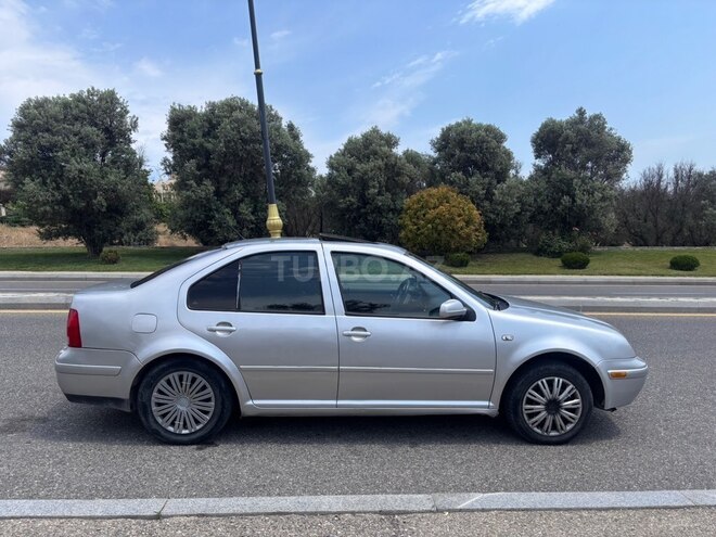 Volkswagen Jetta-5