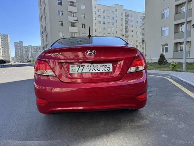 Hyundai Accent-5