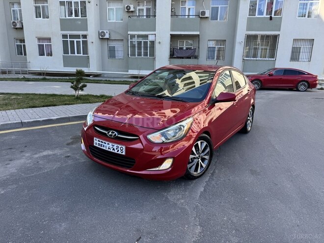 Hyundai Accent-11