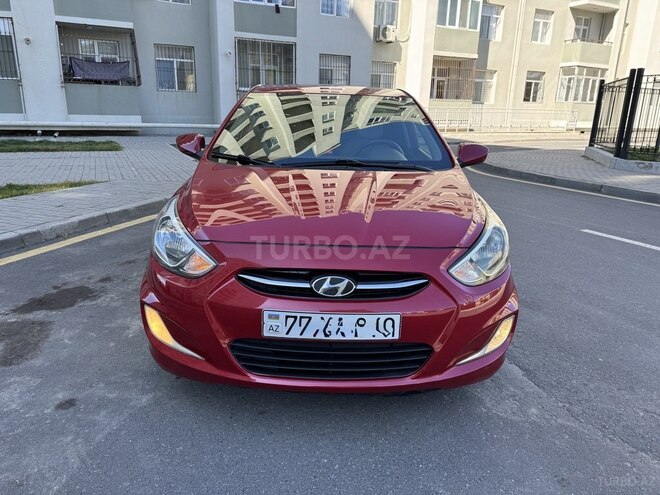 Hyundai Accent-1