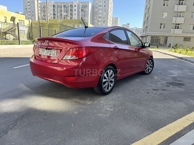 Hyundai Accent-9