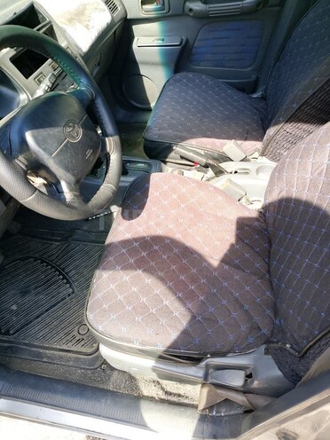 Toyota RAV4-2