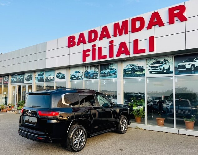 Toyota Land Cruiser-16