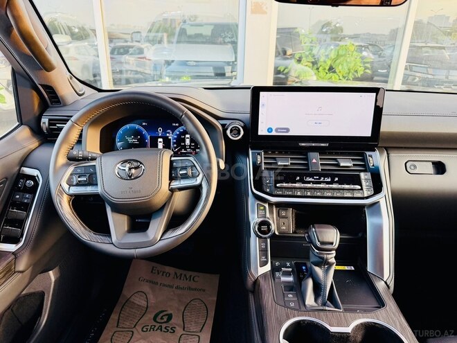 Toyota Land Cruiser-14