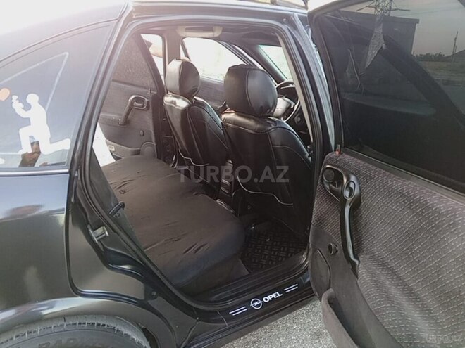 Opel Vectra-20