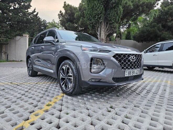 Hyundai Santa Fe-5