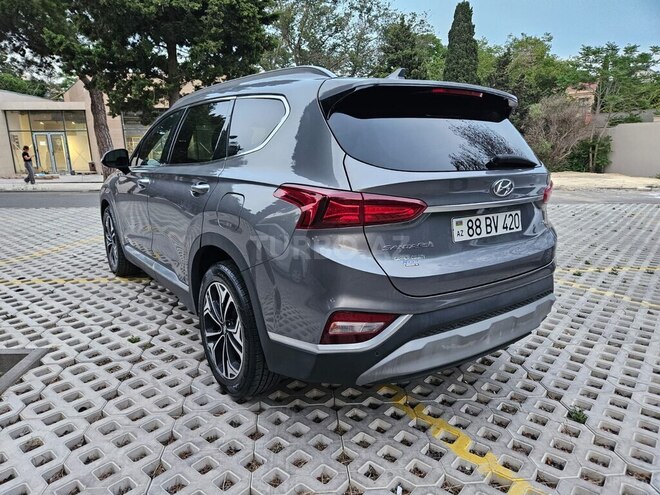 Hyundai Santa Fe-9