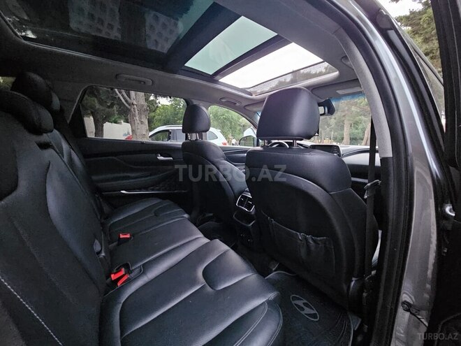 Hyundai Santa Fe-19