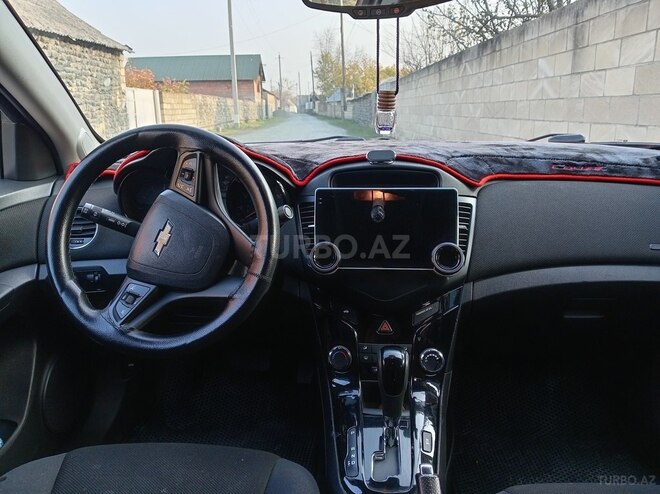 Chevrolet Cruze-4