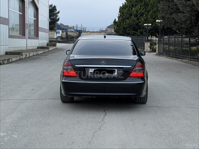 Mercedes E 220-8