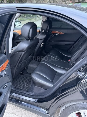 Mercedes E 220-3