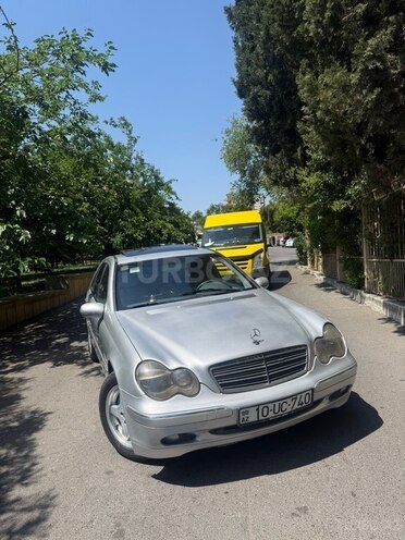 Mercedes C 240-2