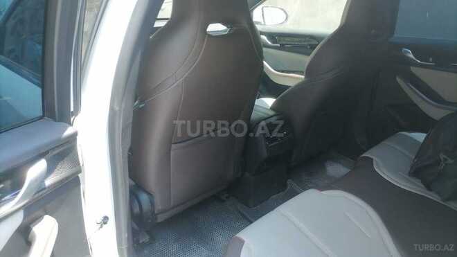BYD Qin Plus-8