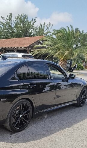 BMW 330e-9