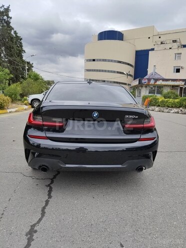 BMW 330e-2