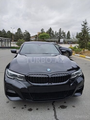 BMW 330e-1