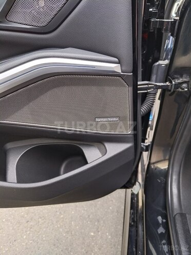 BMW 330e-5