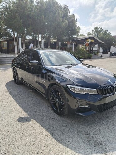 BMW 330e-7