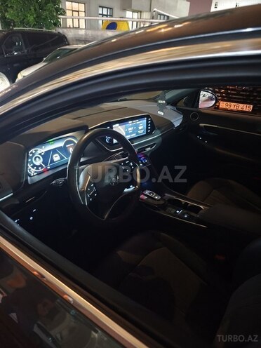 Hyundai Sonata-11