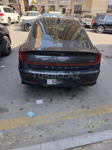 Hyundai Sonata-2