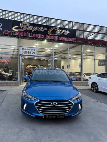 Hyundai Elantra-3