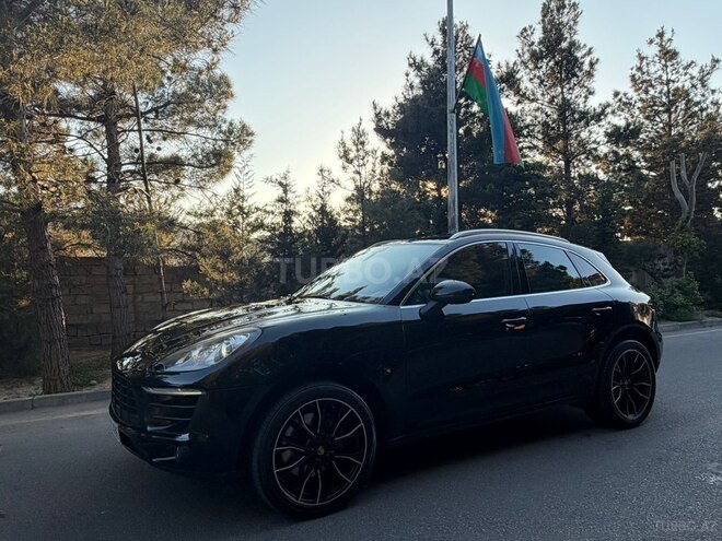 Porsche Macan GTS-4