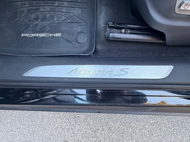 Porsche Macan GTS-9
