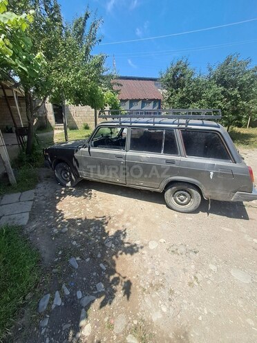LADA (VAZ) 2104-2