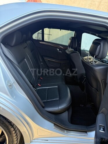 Mercedes E 350-8