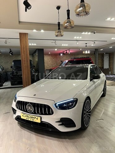Mercedes E 300 de-3