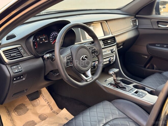 Kia Optima-11