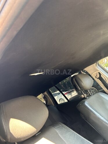 Renault Megane-6
