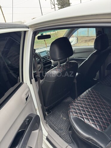 Mitsubishi L200-7