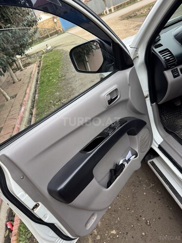 Mitsubishi L200-6