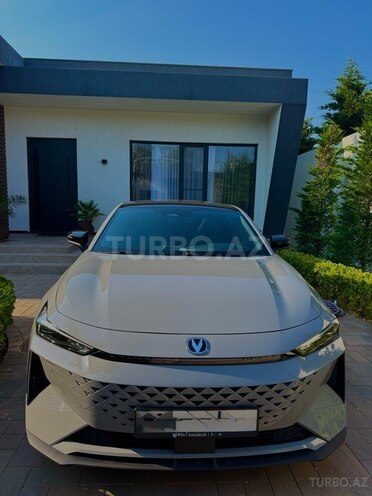 Changan Uni-V iDD-1