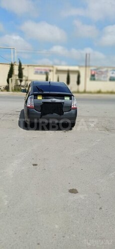 Toyota Prius-2