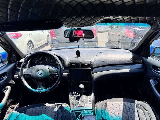 BMW 318-12