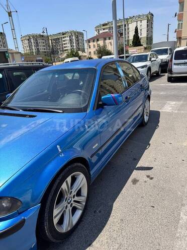 BMW 318-4