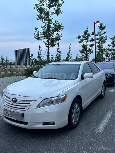 Toyota Camry-2