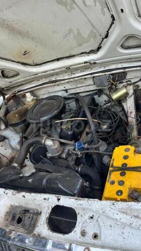 GAZ 24 "Volga"-4