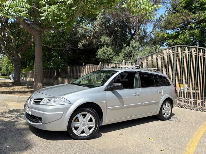 Renault Megane-2