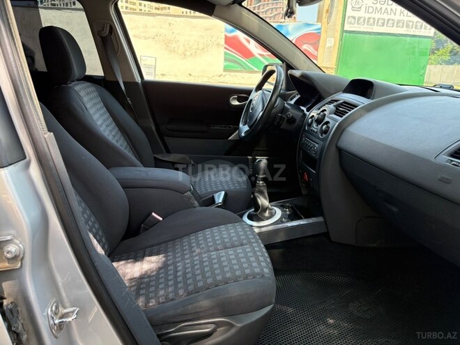 Renault Megane-17