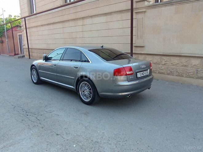 Audi A8-5