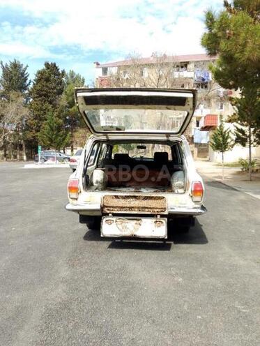 GAZ 24 "Volga"-10
